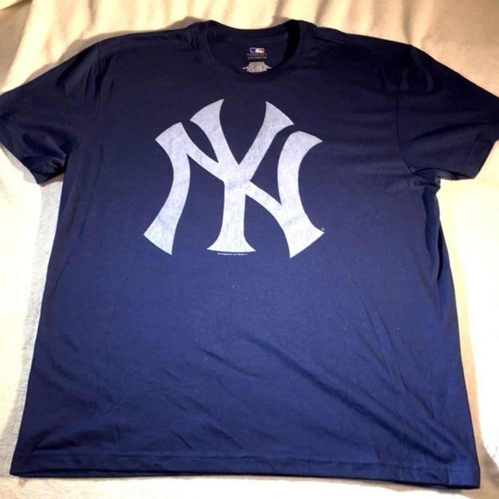 MLB NY Yankees Graphic Tee